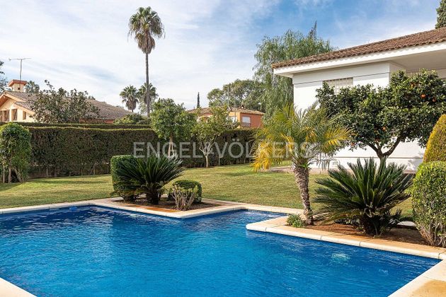 Foto 2 de Xalet en venda a La Motilla de 5 habitacions amb terrassa i piscina