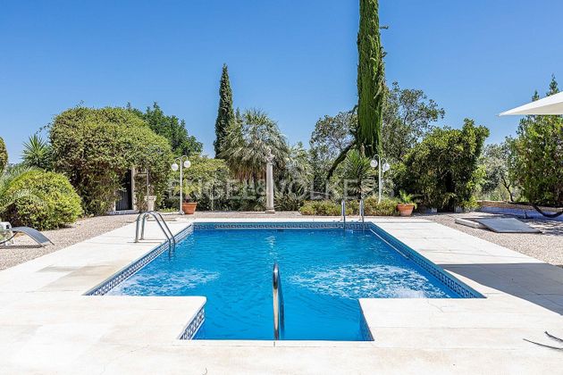 Foto 1 de Xalet en venda a Guillena de 7 habitacions amb terrassa i piscina