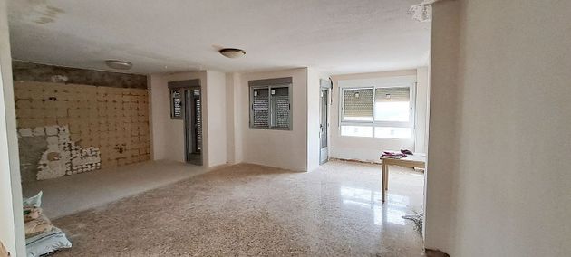 Foto 1 de Venta de piso en Centro - Almazora/Almassora de 4 habitaciones con ascensor
