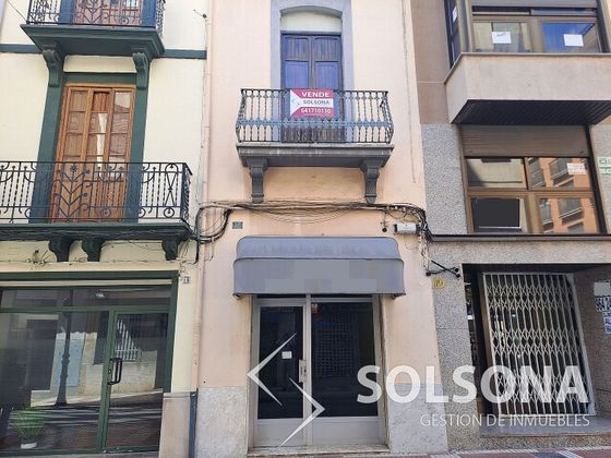 Foto 1 de Xalet en venda a Centro - Castellón de la Plana de 3 habitacions amb terrassa i balcó