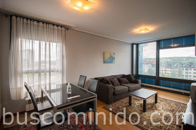 Foto 2 de Venta de piso en Huca - Prados de 2 habitaciones con garaje y calefacción