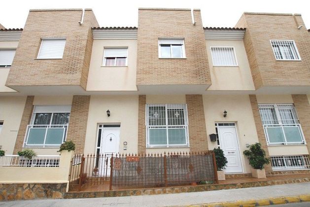 Foto 1 de Casa en venda a Montesinos (Los) de 3 habitacions amb terrassa i garatge
