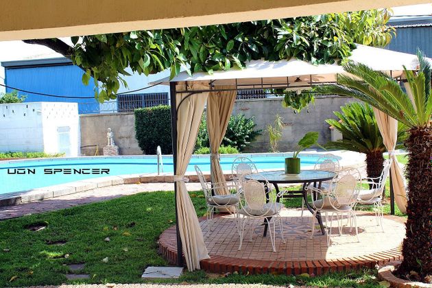 Foto 2 de Venta de chalet en Sueca ciudad de 5 habitaciones con terraza y piscina