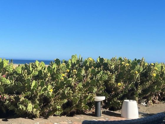 Foto 2 de Casa adosada en venta en Playa del Inglés de 4 habitaciones con terraza y piscina