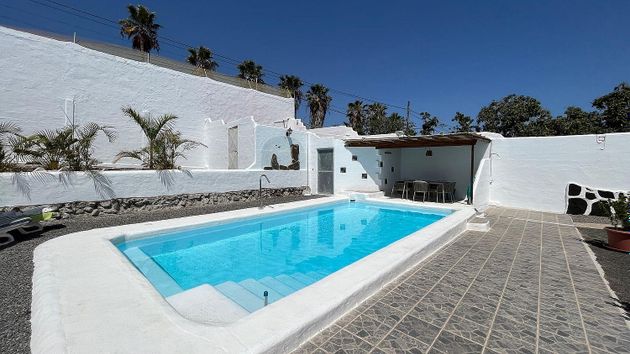 Foto 2 de Casa rural en venda a El Tablero - El Salobre de 9 habitacions amb terrassa i piscina