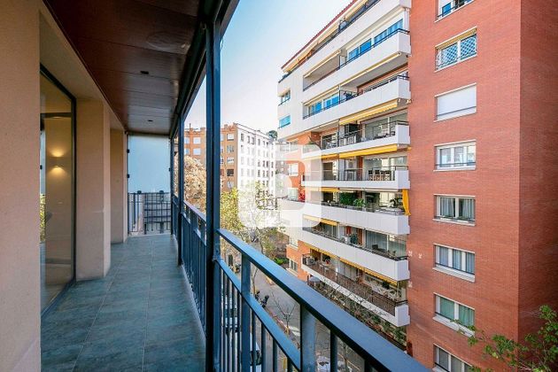 Foto 1 de Alquiler de piso en Sant Gervasi - La Bonanova de 4 habitaciones con terraza y piscina