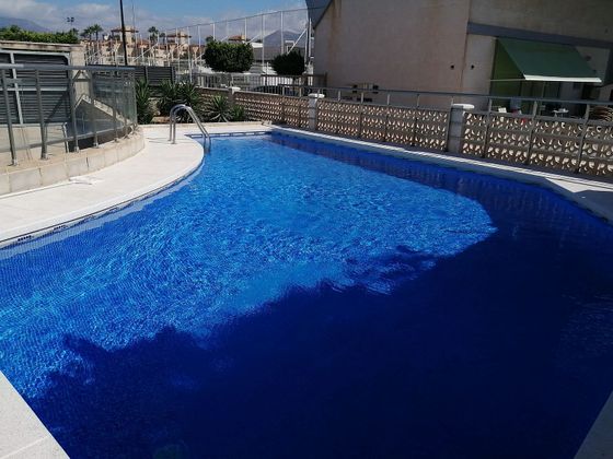Foto 1 de Piso en venta en calle Sant Javier de 3 habitaciones con piscina y aire acondicionado