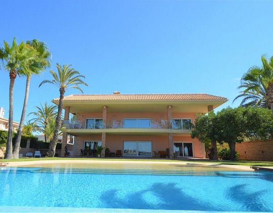 Foto 2 de Xalet en venda a Cabo Roig - La Zenia de 4 habitacions amb terrassa i piscina