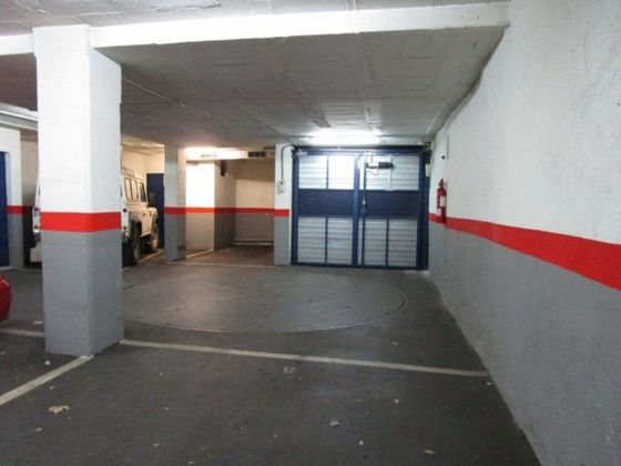 Foto 2 de Garatge en venda a El Camp de l'Arpa del Clot de 13 m²