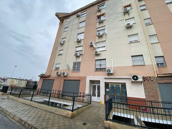 Foto 1 de Pis en venda a avenida Del Calzas Anchas de 3 habitacions amb piscina i ascensor