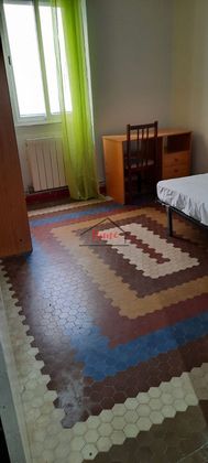 Foto 2 de Pis en lloguer a Carmelitas - San Marcos - Campillo de 5 habitacions amb mobles i calefacció