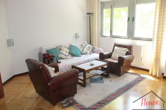Foto 1 de Pis en venda a Zurguén de 3 habitacions amb terrassa i garatge