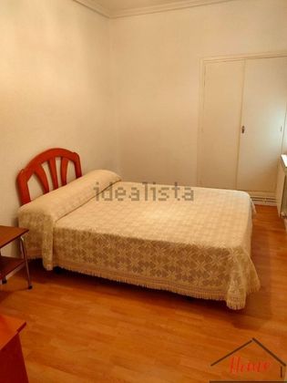 Foto 2 de Piso en alquiler en Vidal de 3 habitaciones con terraza y muebles