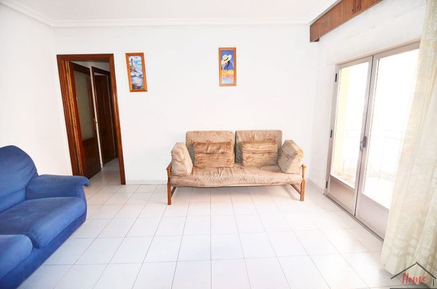 Foto 1 de Pis en venda a Garrido Norte - Chinchibarra de 4 habitacions amb balcó i calefacció