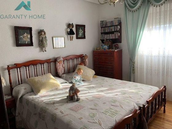 Foto 2 de Pis en venda a Santoña de 3 habitacions amb balcó i calefacció