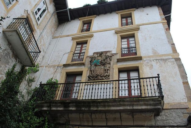 Foto 2 de Xalet en venda a calle Reconquista de Sevilla de 30 habitacions amb terrassa i jardí