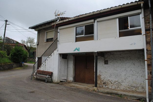 Foto 2 de Casa rural en venda a Ramales de la Victoria de 3 habitacions amb terrassa