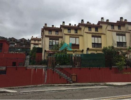 Foto 2 de Casa en venda a Guriezo de 3 habitacions amb piscina i garatge