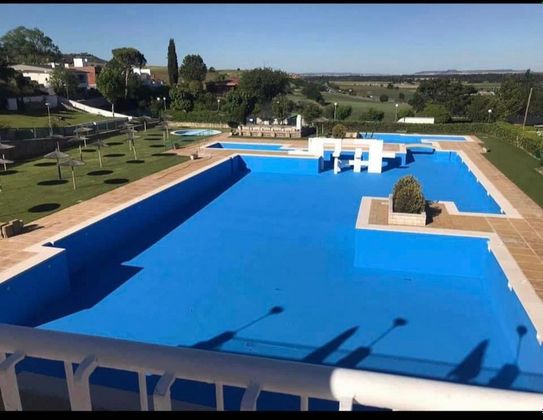 Foto 1 de Xalet en venda a urbanización Panorama de 5 habitacions amb terrassa i piscina