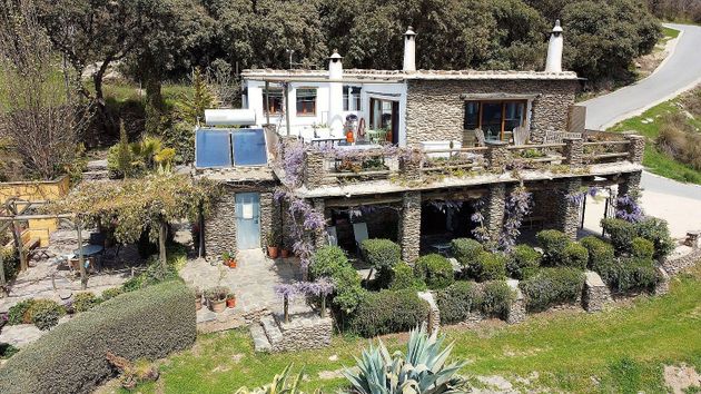 Foto 2 de Casa rural en venda a Pórtugos de 4 habitacions amb terrassa i garatge