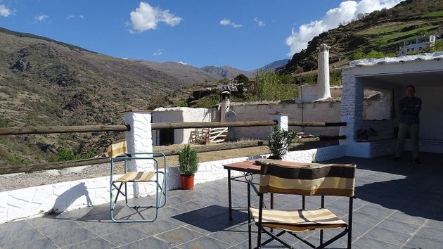 Foto 1 de Casa en venda a Capileira de 3 habitacions amb terrassa i balcó