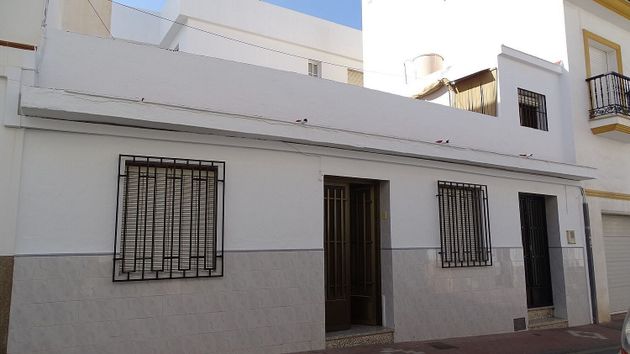 Foto 1 de Casa en venta en Salobreña de 3 habitaciones con terraza