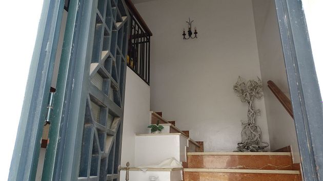 Foto 2 de Casa adossada en venda a Salobreña de 4 habitacions amb terrassa i balcó