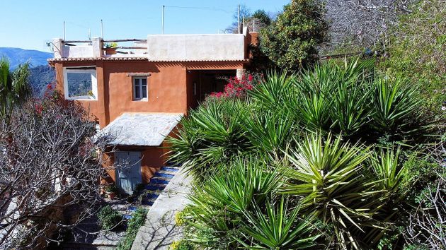 Foto 1 de Casa rural en venda a Lanjarón de 3 habitacions amb terrassa i jardí