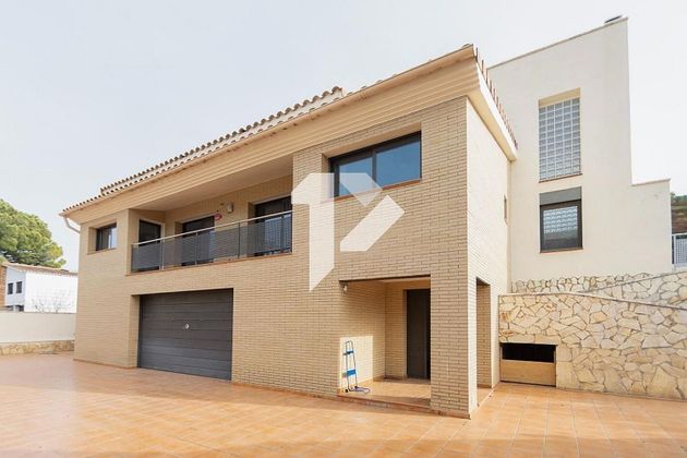 Foto 1 de Venta de chalet en Mas Alba de 5 habitaciones con terraza y garaje