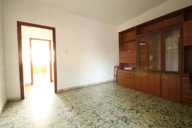 Foto 2 de Pis en venda a calle Antonio Machado de 4 habitacions amb balcó i aire acondicionat