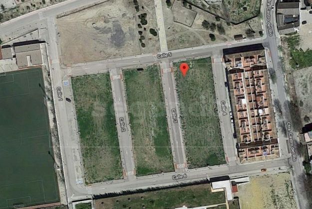 Foto 1 de Venta de terreno en Bujalance de 2526 m²