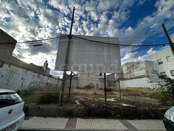 Foto 1 de Venta de terreno en calle Virgen del Rocío de 1049 m²