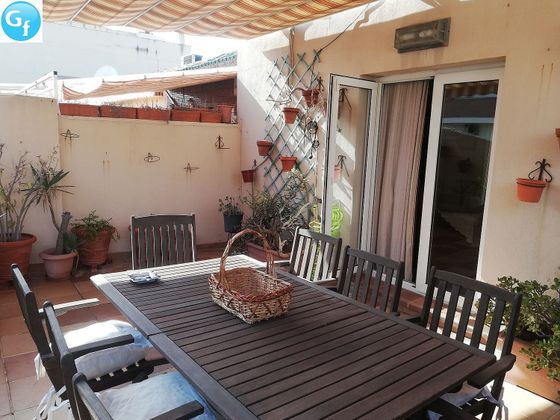 Foto 2 de Àtic en venda a calle Marqués de Montemar de 4 habitacions amb terrassa i garatge