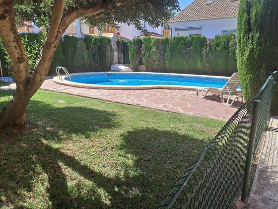 Foto 1 de Xalet en venda a Urbanizaciones- Santa Ana- Las Estrellas de 2 habitacions amb terrassa i piscina