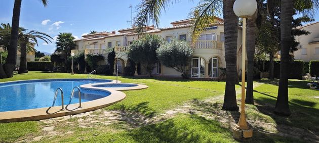 Foto 2 de Pis en venda a Devesses - Monte Pego de 3 habitacions amb terrassa i piscina