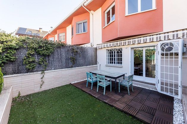 Foto 2 de Casa en venda a Pedrezuela de 4 habitacions amb garatge i jardí