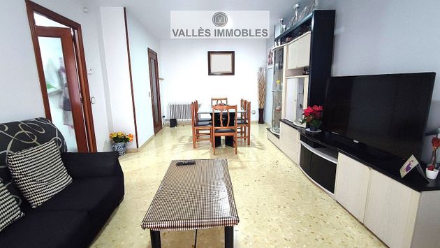 Foto 2 de Pis en venda a Centre - Castellar del Vallès de 3 habitacions amb balcó i aire acondicionat