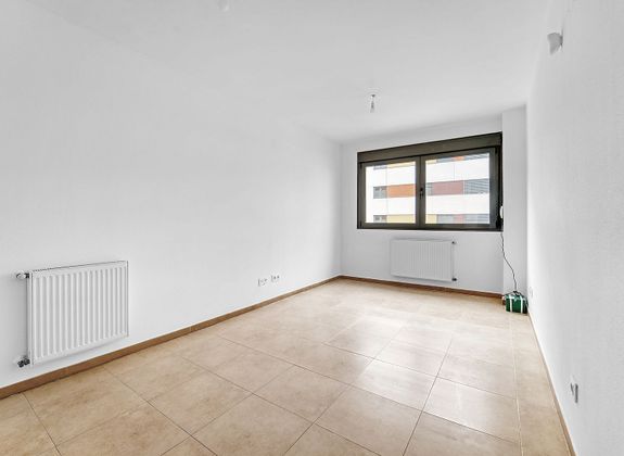 Foto 1 de Alquiler de piso en calle De Hércules de 2 habitaciones con garaje y calefacción