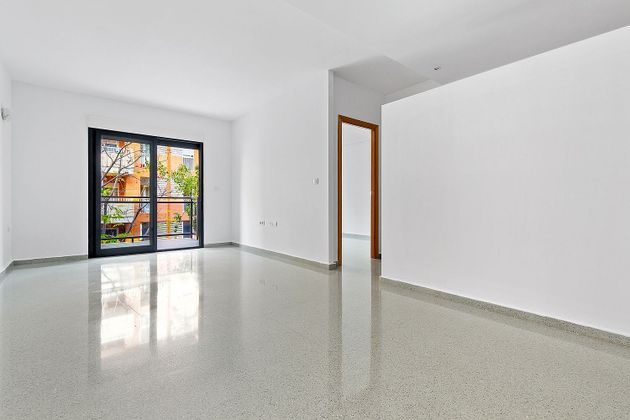 Foto 2 de Piso en alquiler en avenida De Barcelona de 2 habitaciones con terraza y garaje