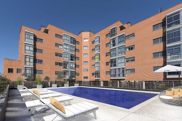 Foto 1 de Alquiler de piso en calle Corral de Almaguer de 1 habitación con piscina y garaje
