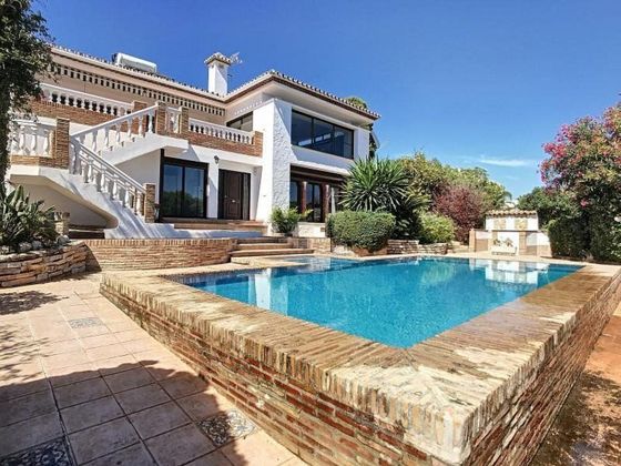 Foto 1 de Xalet en venda a Casares de 5 habitacions amb terrassa i piscina