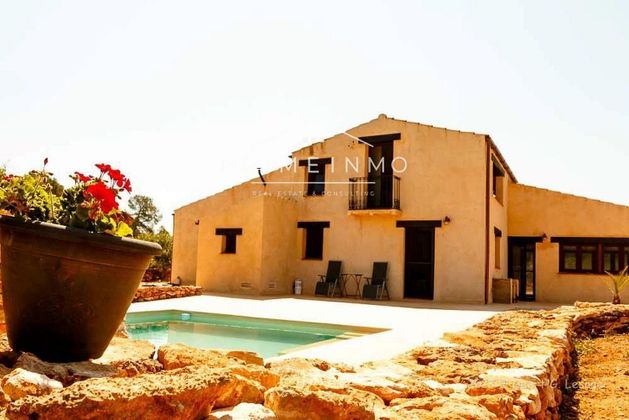 Foto 2 de Xalet en venda a Rasquera de 3 habitacions amb terrassa i piscina