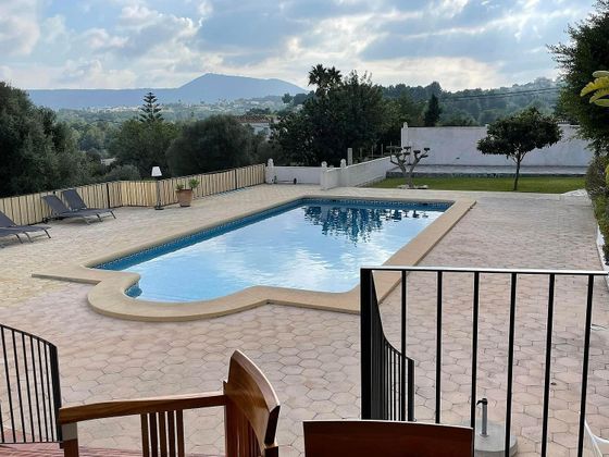 Foto 2 de Casa adossada en lloguer a Partides comunes - Adsubia de 4 habitacions amb terrassa i piscina