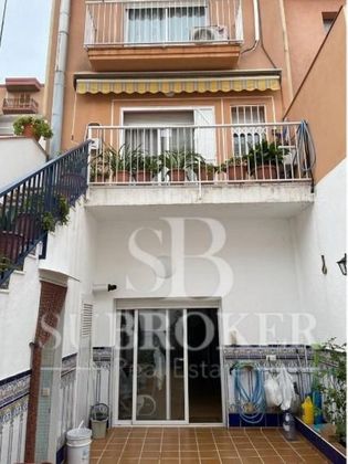 Foto 1 de Casa en venda a Eixample de 4 habitacions amb terrassa i garatge