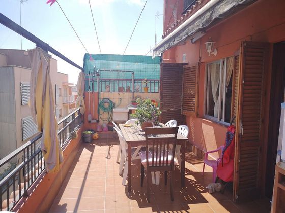 Foto 2 de Pis en venda a Cerdanyola de 3 habitacions amb terrassa