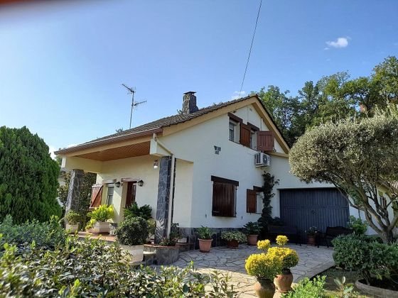 Foto 1 de Casa en venta en Riells i Viabrea de 3 habitaciones con garaje y jardín