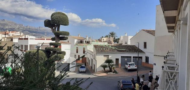 Foto 1 de Piso en venta en Nucia (la) de 3 habitaciones con terraza y balcón