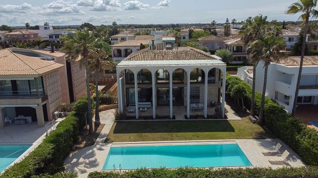 Foto 1 de Chalet en alquiler en S'Arenal-Son Verí de 5 habitaciones con terraza y piscina