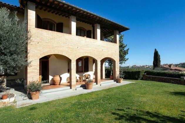 Foto 1 de Casa rural en venta en Santa Coloma de Farners de 6 habitaciones con terraza y piscina