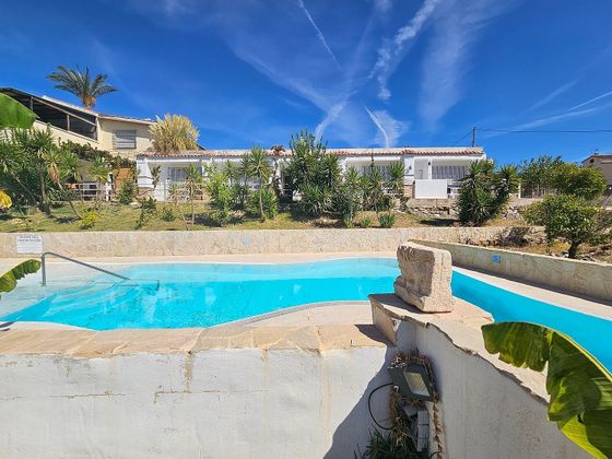 Foto 2 de Casa rural en venda a Coín de 8 habitacions amb terrassa i piscina